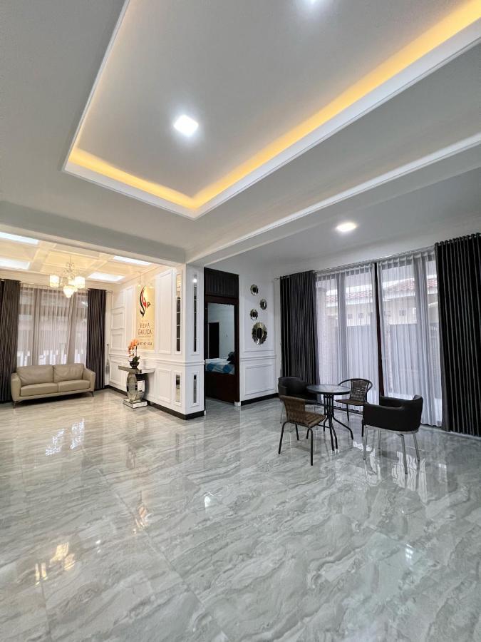 Wisma Selma Garuda Kejayan Luaran gambar