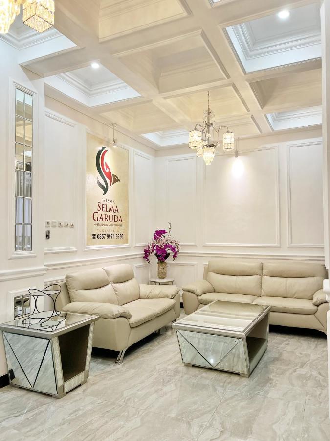 Wisma Selma Garuda Kejayan Luaran gambar